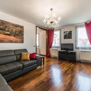  Appartement Rialto With Canal Grande View