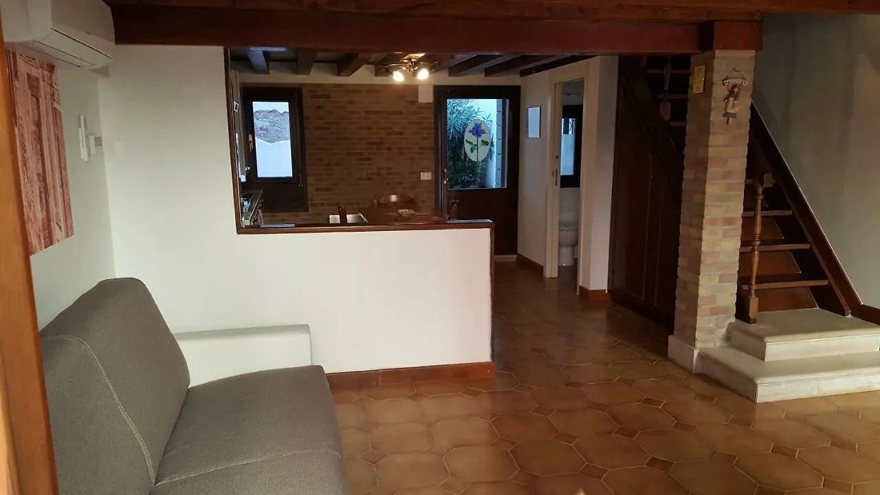 La Corte Incantata Venise 0*,